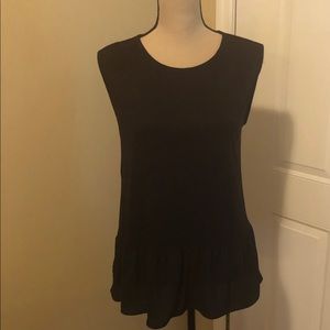 Loft black ruffle hem top size M EUC